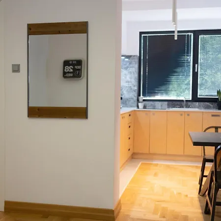 Luxury 12-3 Apartment