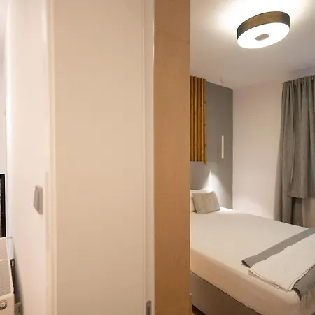 Apartment Luxury 12-3 *