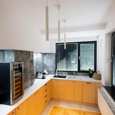 Apartman Luxury 12-3 *